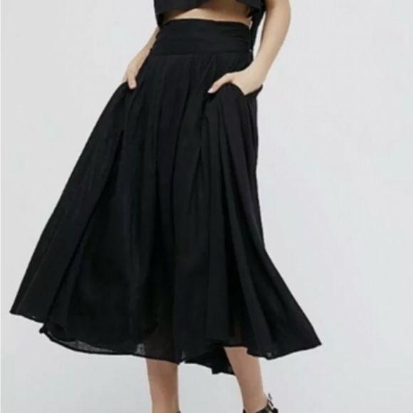 Free People Dresses & Skirts - Free People Black Women's Skirt